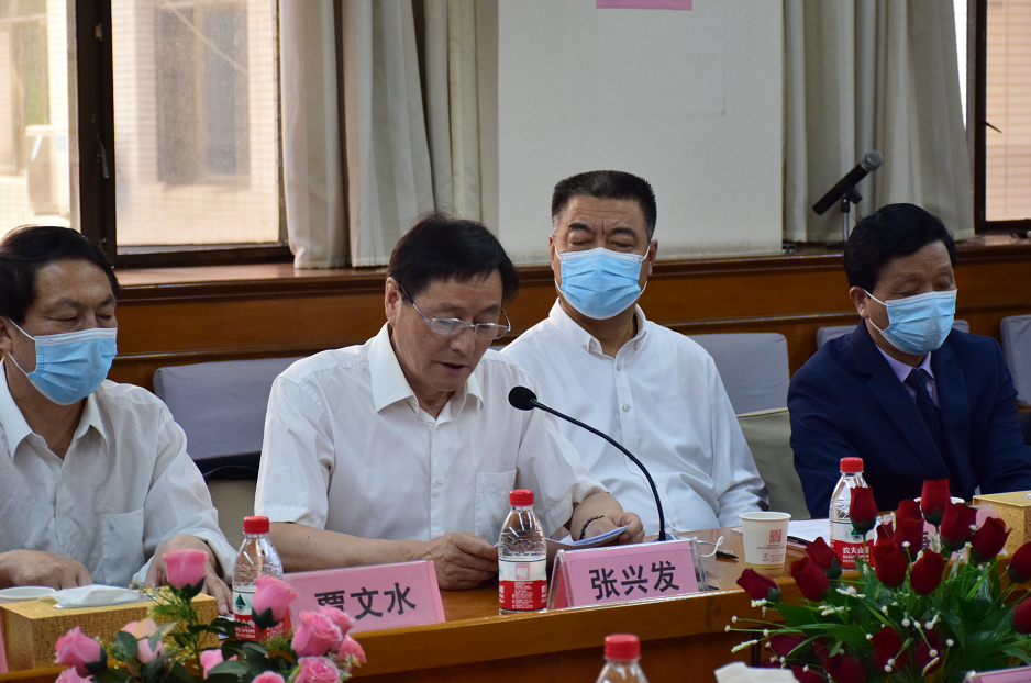 咸阳市品牌建设促进会成立 来辉荣当选会长(图2) 咸阳市品牌建设促进会一届一次全会召开