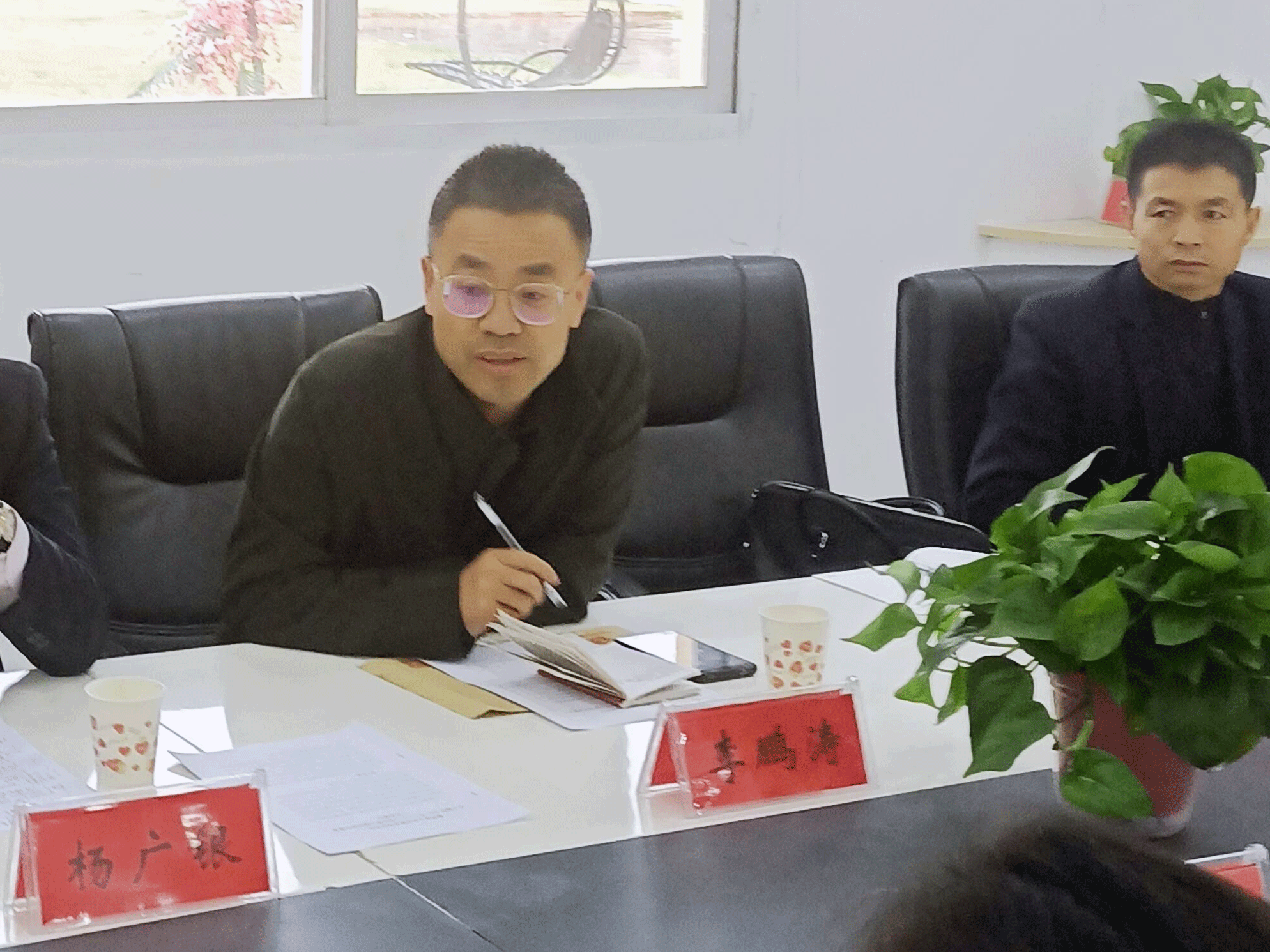 聚焦产业发展优势 助力鄠邑农业品牌建设 ——陕西省企业品牌建设促进会携同西安市企业品牌建设协会调研组 前往鄠邑区调研农业品牌建设 (图4) 聚焦产业发展优势 助力鄠邑农业品牌建设 ——陕西省企业品牌建设促进会携同西安市企业品牌建设协会调研组 前往鄠邑区调研农业品牌建设 (图4)